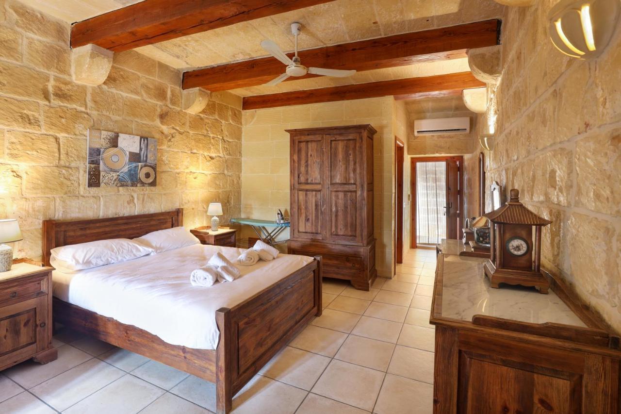 Superb Maltese Farmhouse With Private Pool Villa Виктория Екстериор снимка